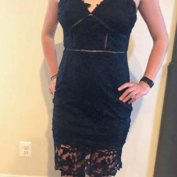 Dress - Picture 1 of 4